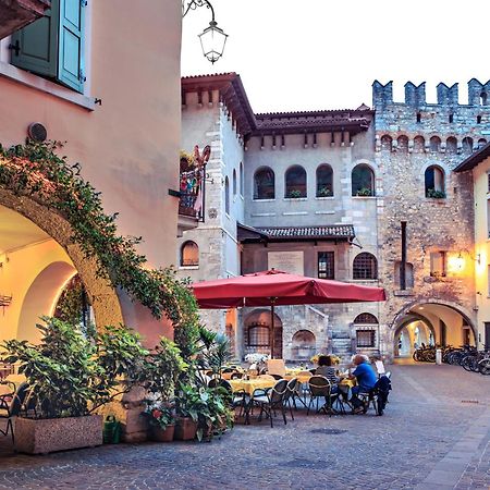 Appartamento Centro Storico Riva 2 Riva del Garda Exterior foto